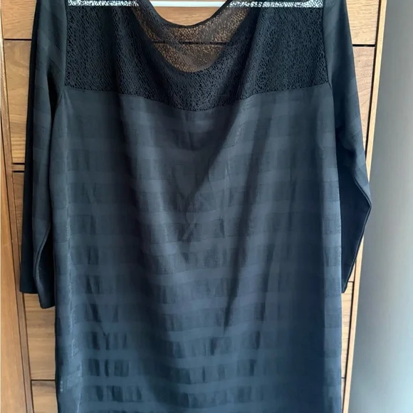 Sisley Black Long Sleeve Lace Top - Picture 4 of 10
